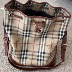 Authentic Burberry Bucket Tote Pre-Owned